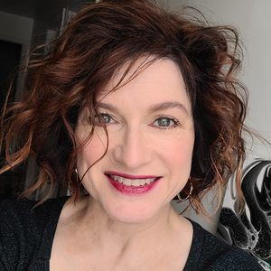 Meet your Posher, Pouring-with